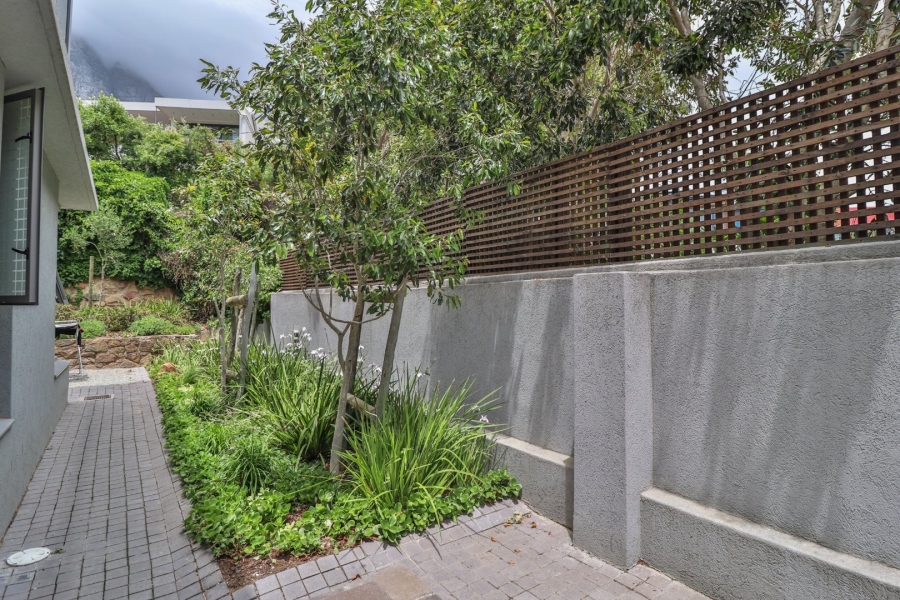 To Let 4 Bedroom Property for Rent in Camps Bay Western Cape